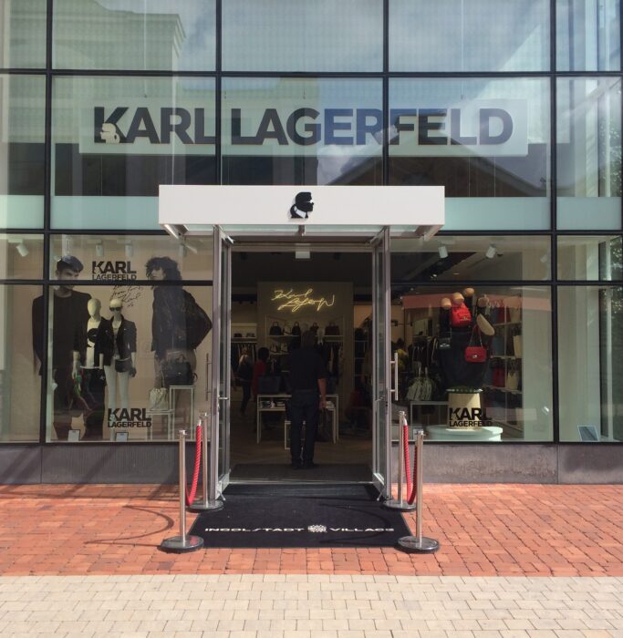 Eingang vom Store Karl Lagerfeld in Ingolstadt Village