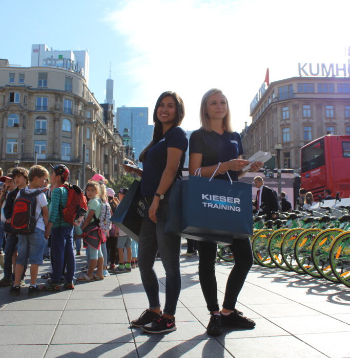 Promoterinnen der Promotionagentur PRO-VOGUE für Agentur reco ideas für Kieser Training